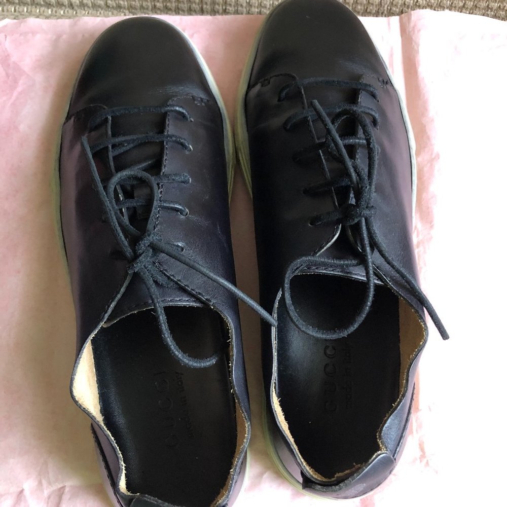 Gucci Men's Black Leather Sneakers - Picture 8 of 15